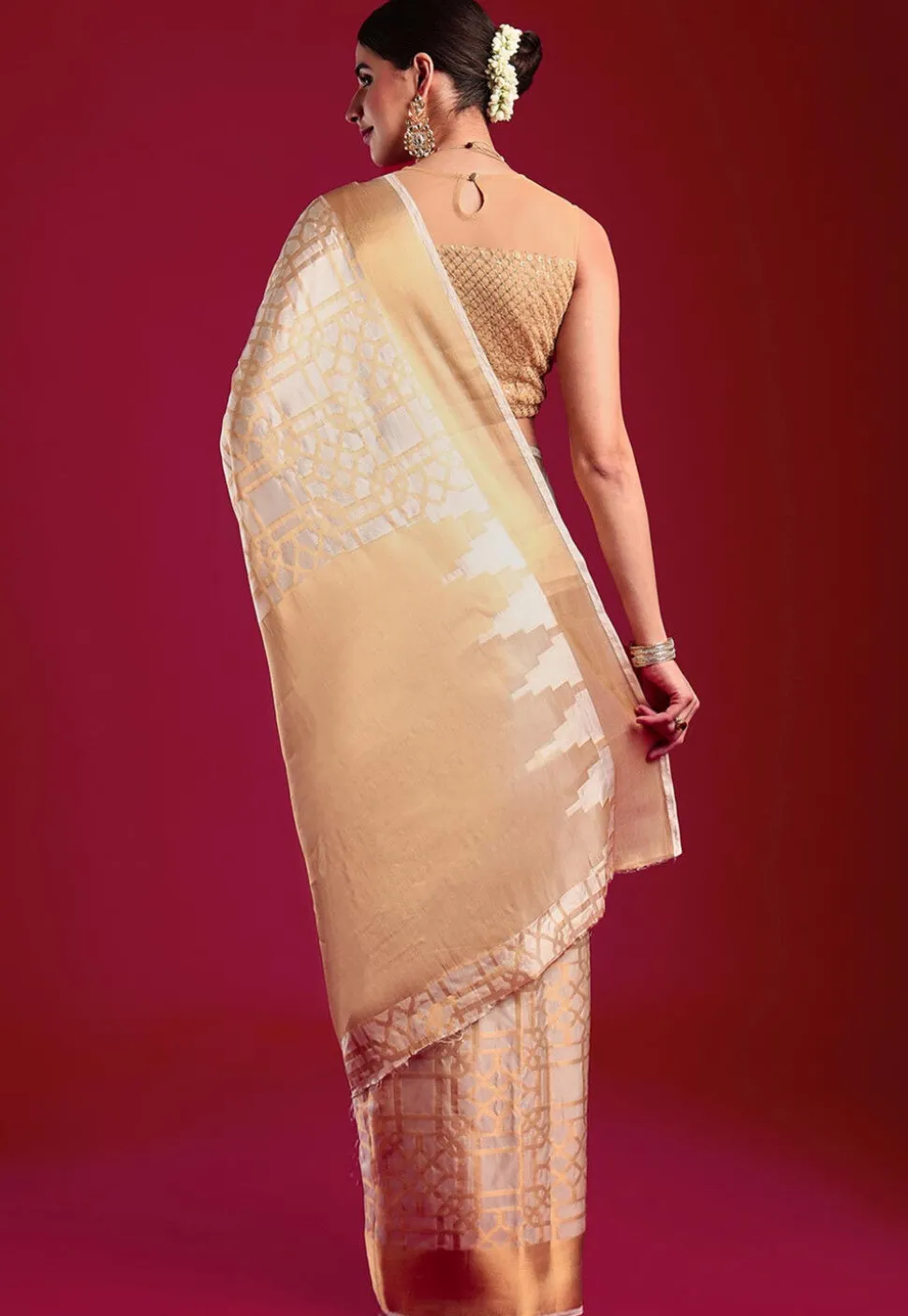 Kerela Kasavu Silk Saree in Cream