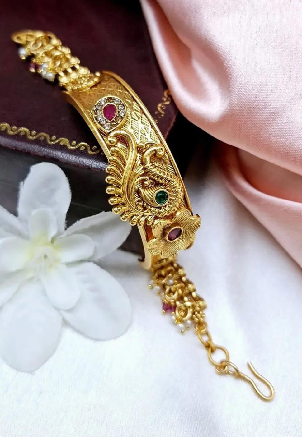 Kundan Bracelet
