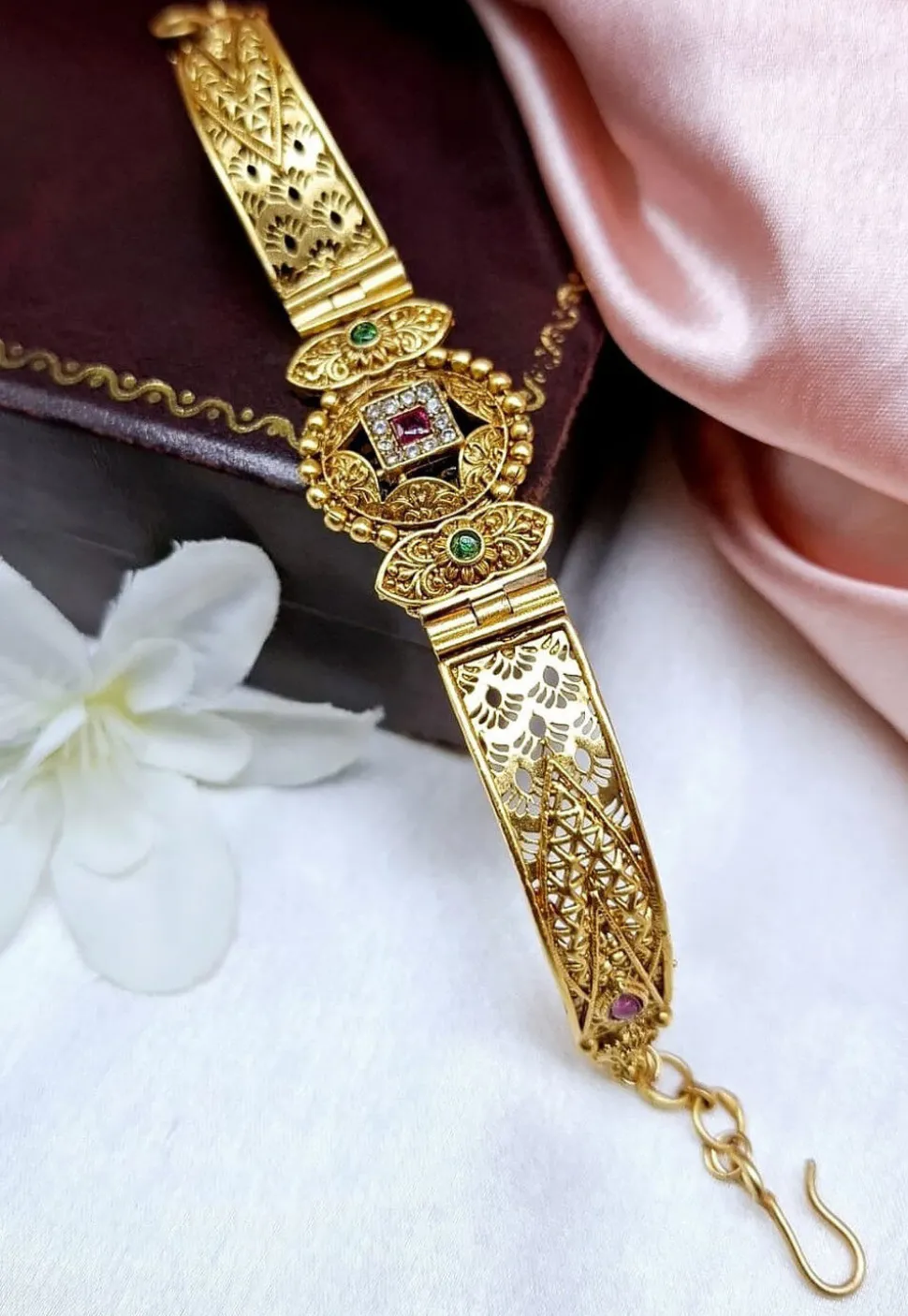 Kundan Bracelet