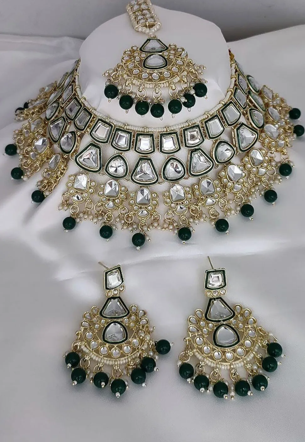 Kundan Choker Necklace Set