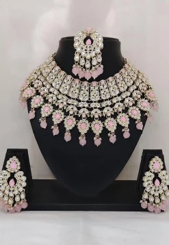 Kundan Choker Necklace Set