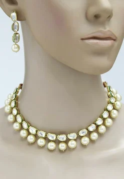 Kundan Choker Necklace Set