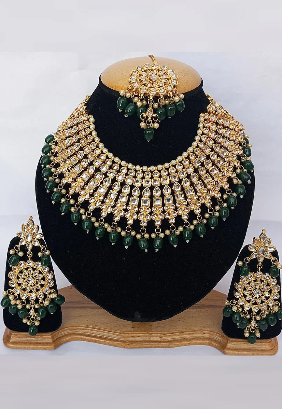Kundan Choker Necklace Set