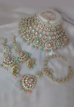 Kundan Choker Necklace Set