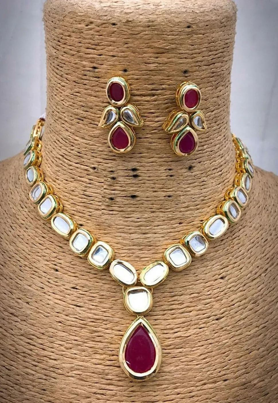 Kundan Necklace Set