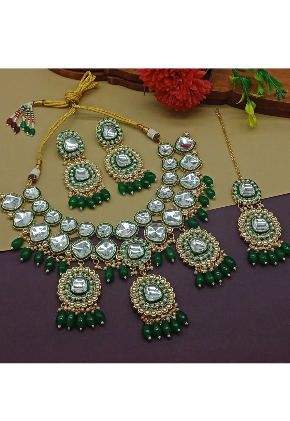 Kundan Necklace Set