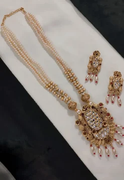 Kundan Necklace Set