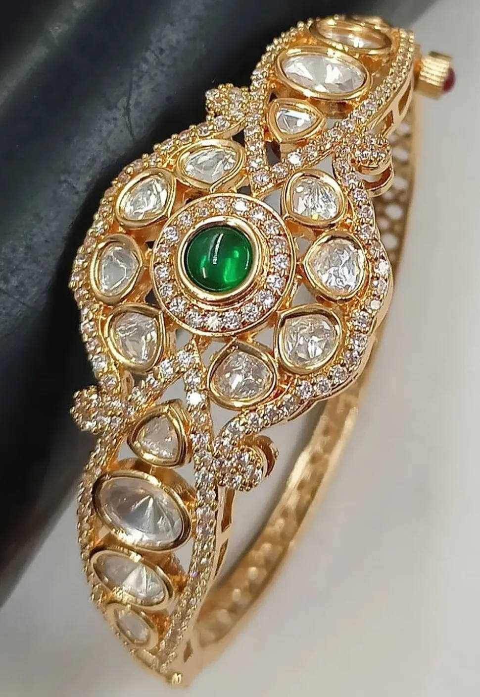 Kundan Openable Bracelet