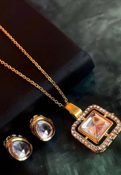 Kundan Pendant Set