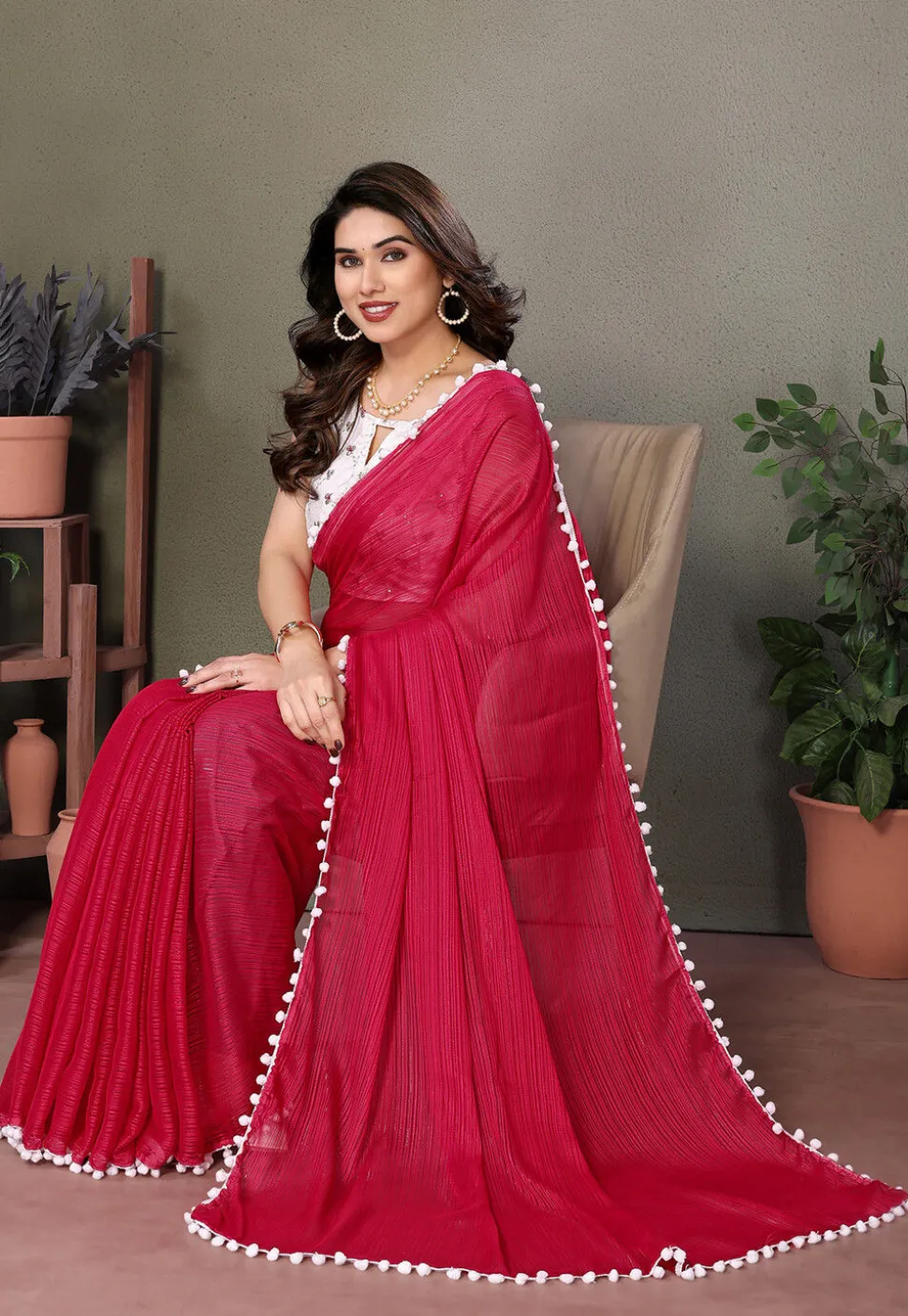 Lace Border Polyester Saree in Fuchsia