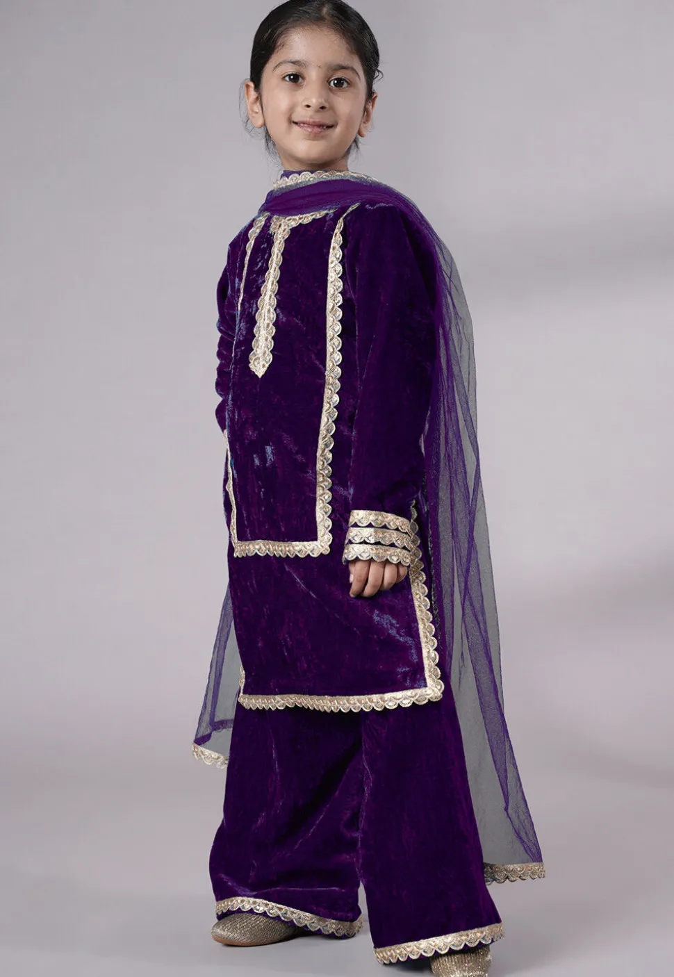 Lace Border Velvet Pakistani Suit in Purple