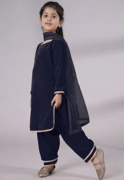 Lace Border Velvet Punjabi Suit in Navy Blue