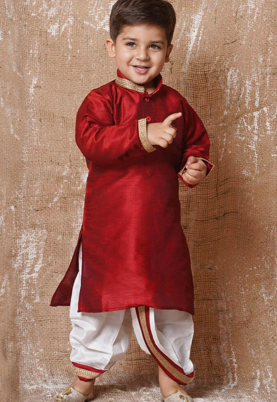 Lace Embellished Dupion Silk Kurta in Maroon