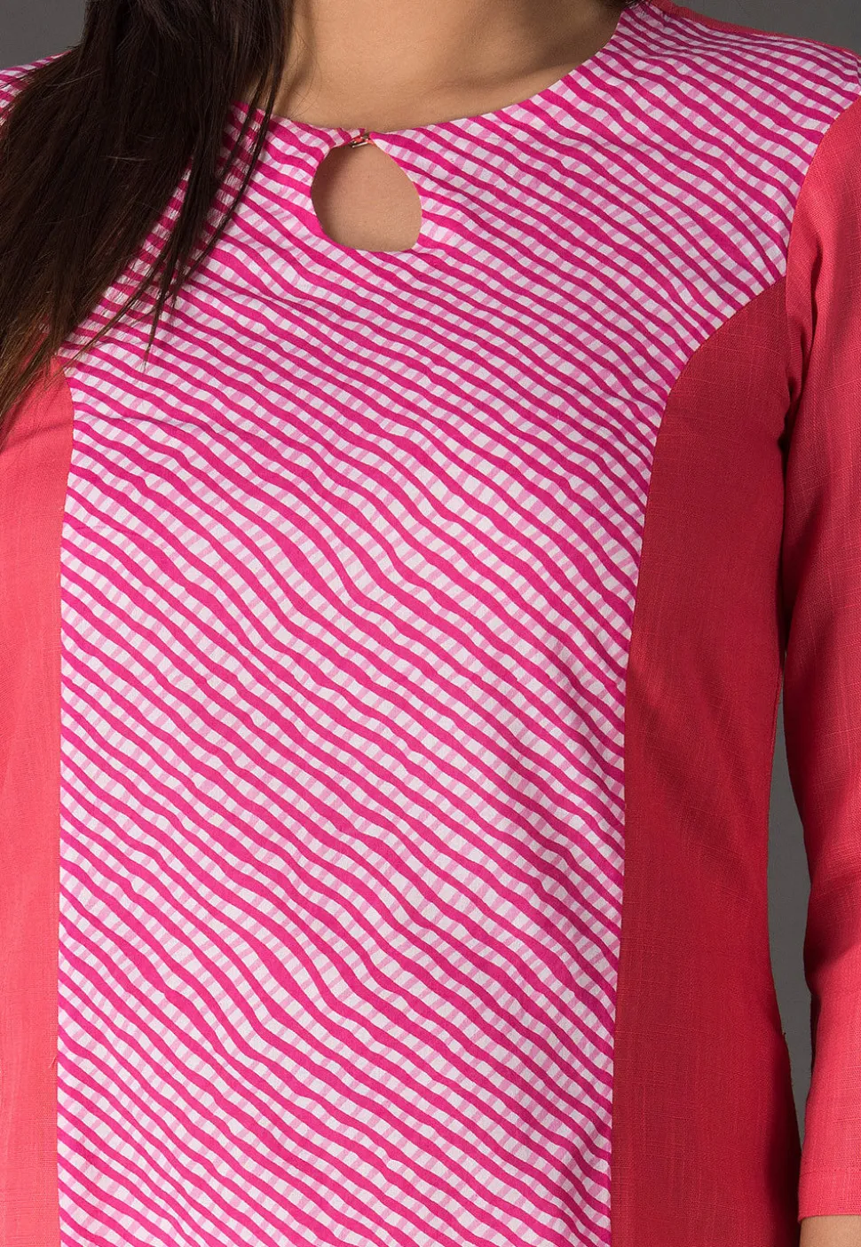 Leheriya Printed Cotton Long Kurta in Pink and Peach