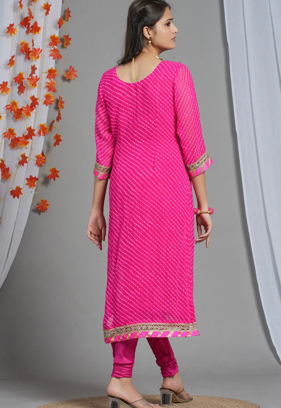 Leheriya Printed Georgette Straight Suit in Pink