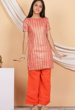 Leheriya Printed Georgette Straight Kurta Set in Peach