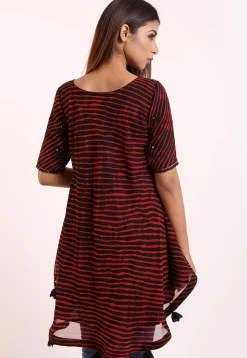 Leheriya Printed Georgette Asymmetric Tunic in Black and Red
