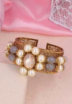 Pearl Adjustable Hand Cuff