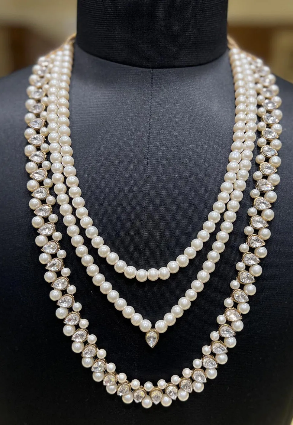 Pearl Layered Kanthimala