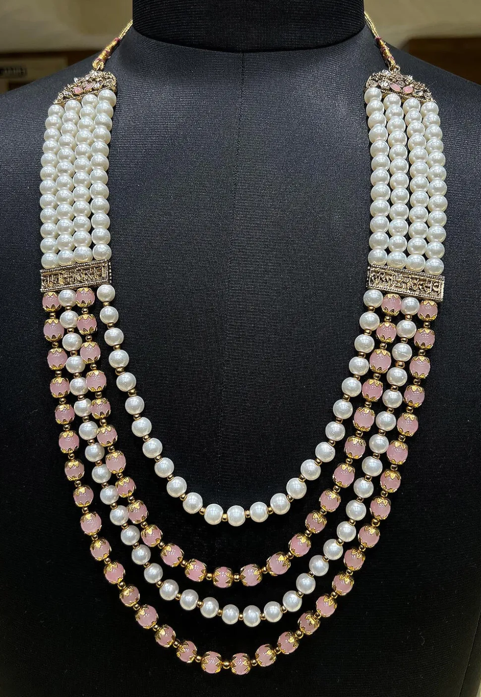 Pearl Layered Kanthimala