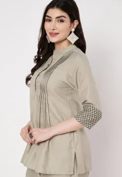 Pintucks Cotton Top in Light Grey