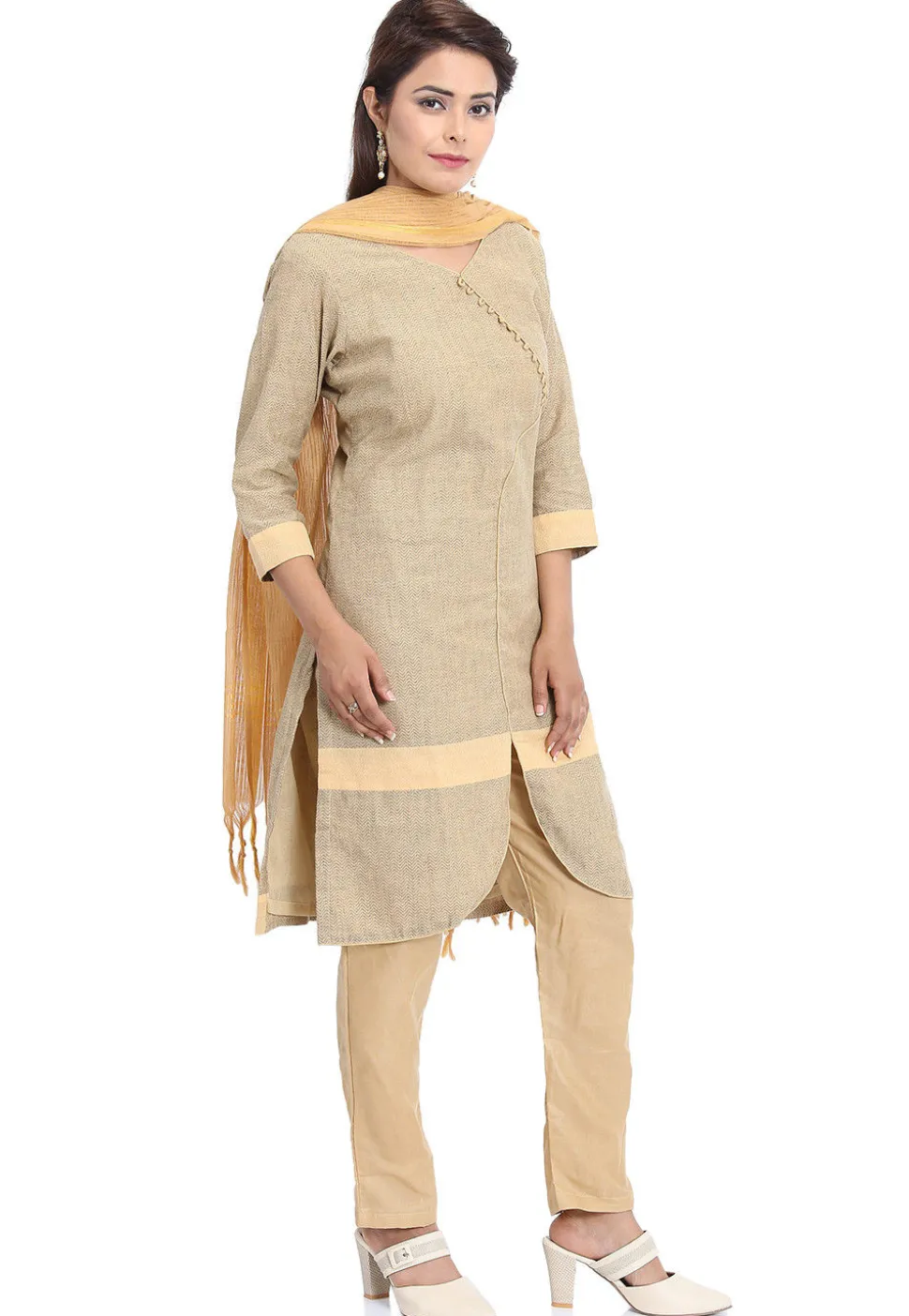 Plain Cotton Straight Suit in Fawn