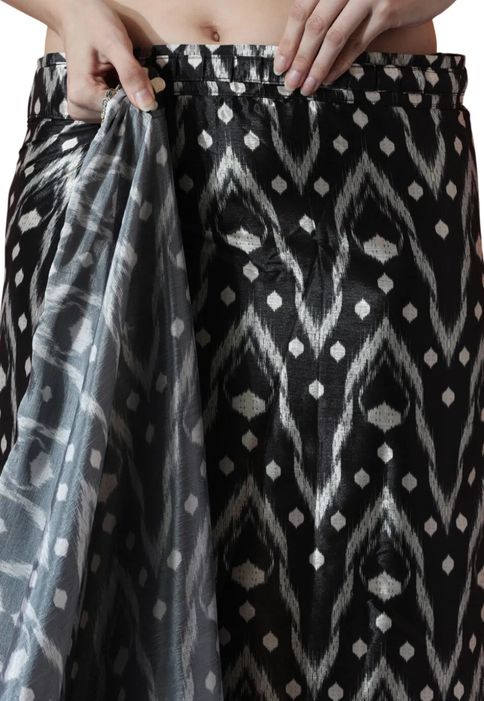 Pre Stitched Chinon Chiffon Saree in Black