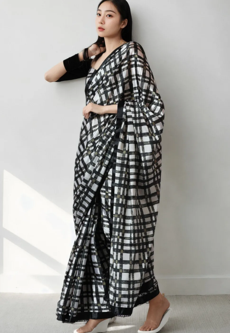 Pre Stitched Chinon Chiffon Saree in Black