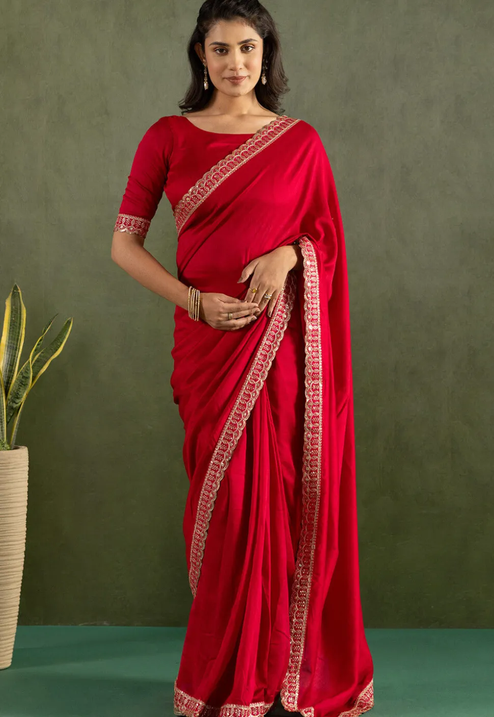 Pre-stitched Chiffon Scalloped Saree in Red