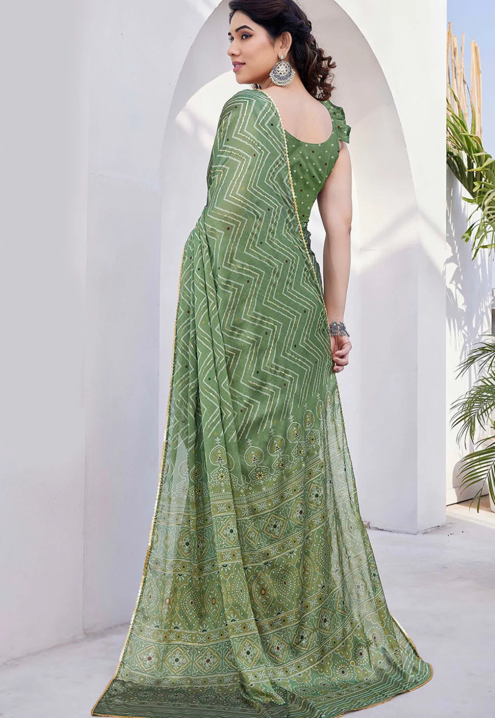 Printed Chiffon Saree in Green