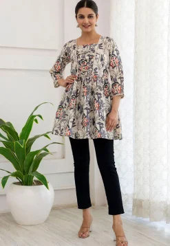 Printed Cotton A Line Kurti in Off White