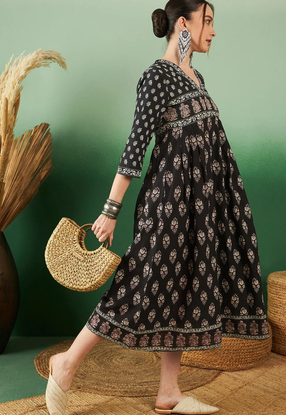 Printed Cotton Aline Kurta in Black