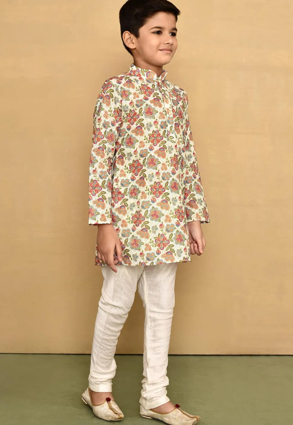 Printed Cotton Kurta Set in Off White