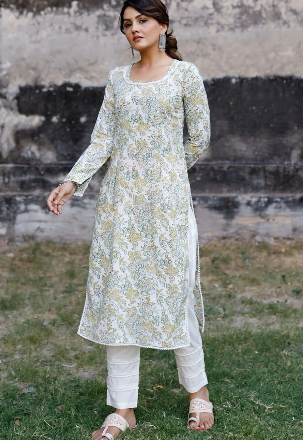 Printed Cotton Pakistani Suit in Off White