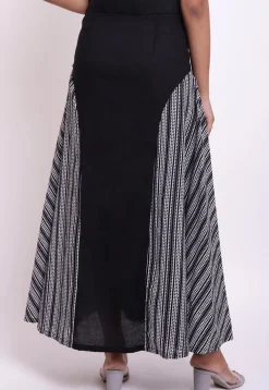 Printed Cotton Side Panel Skirt in Black and White