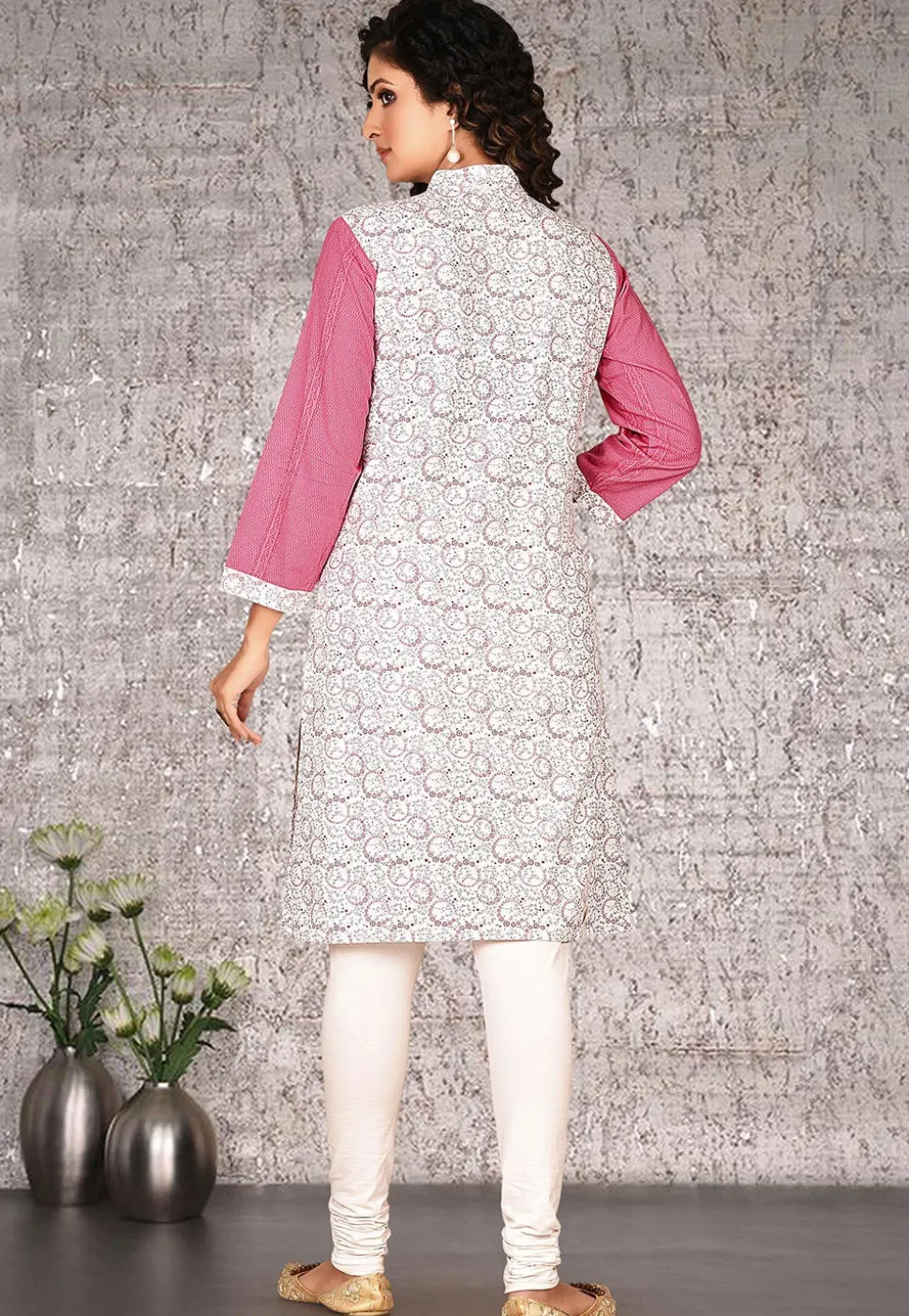 Printed Cotton Straight Kurta in Pink and White