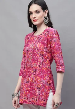 Printed Cotton Straight Kurti in Pink