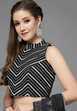 Printed Crepe Back Cut Out Blouse in Black