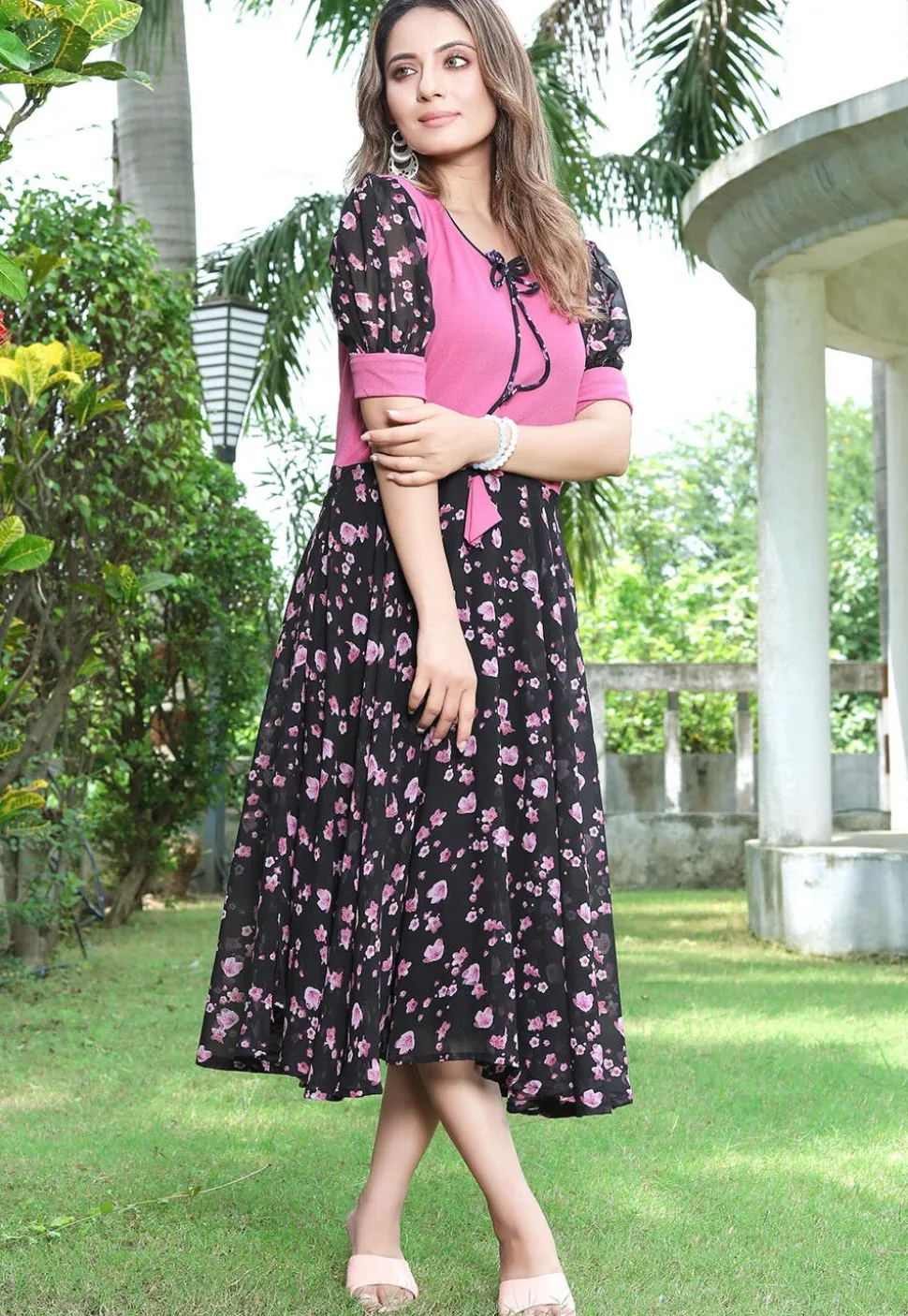 Printed Georgette and Lycra Elastane Fit N Flare Dress in Black and Pink