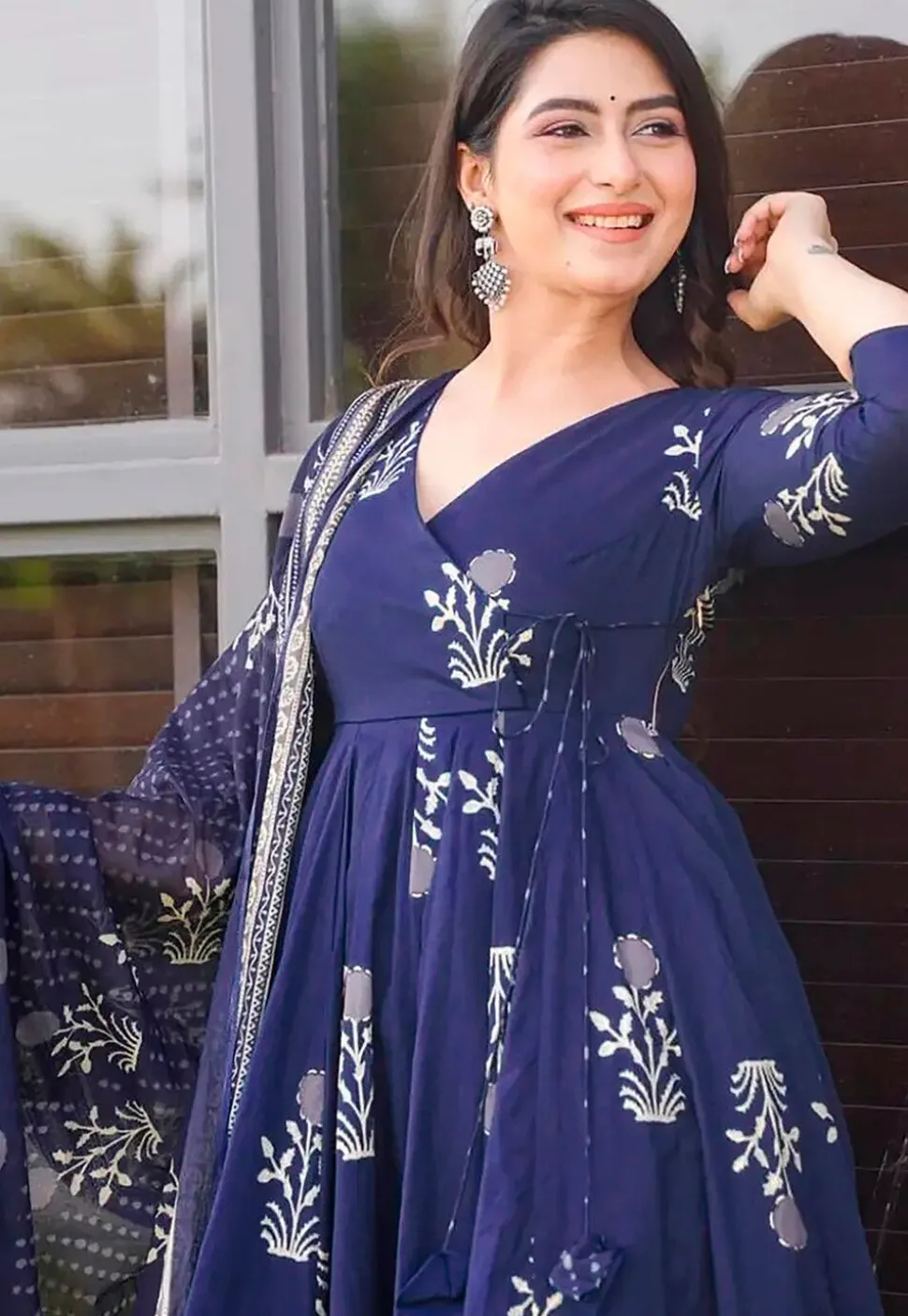Printed Muslin Cotton Pakistani Suit in Navy Blue