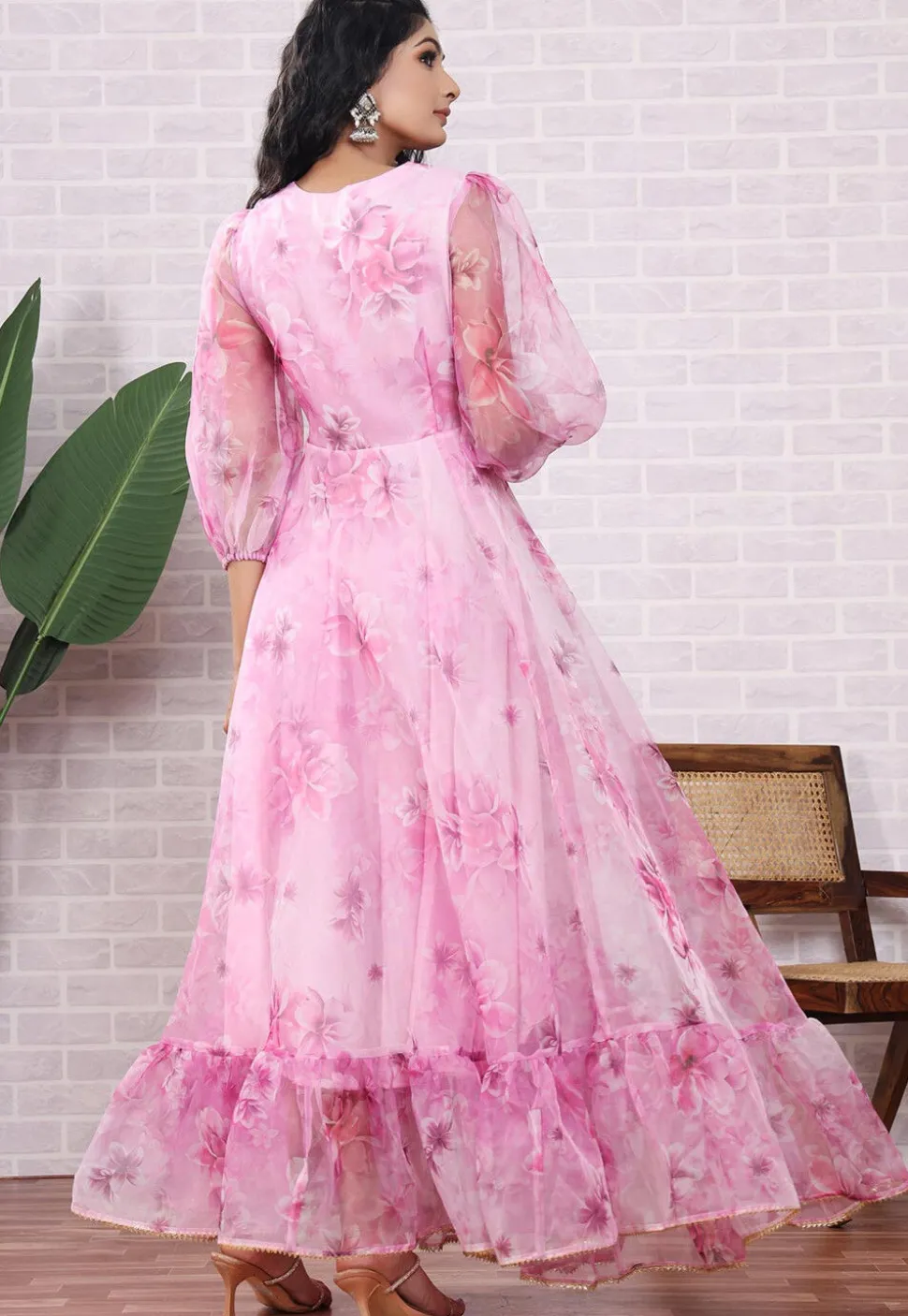 Printed Organza Abaya Style Suit in Pink