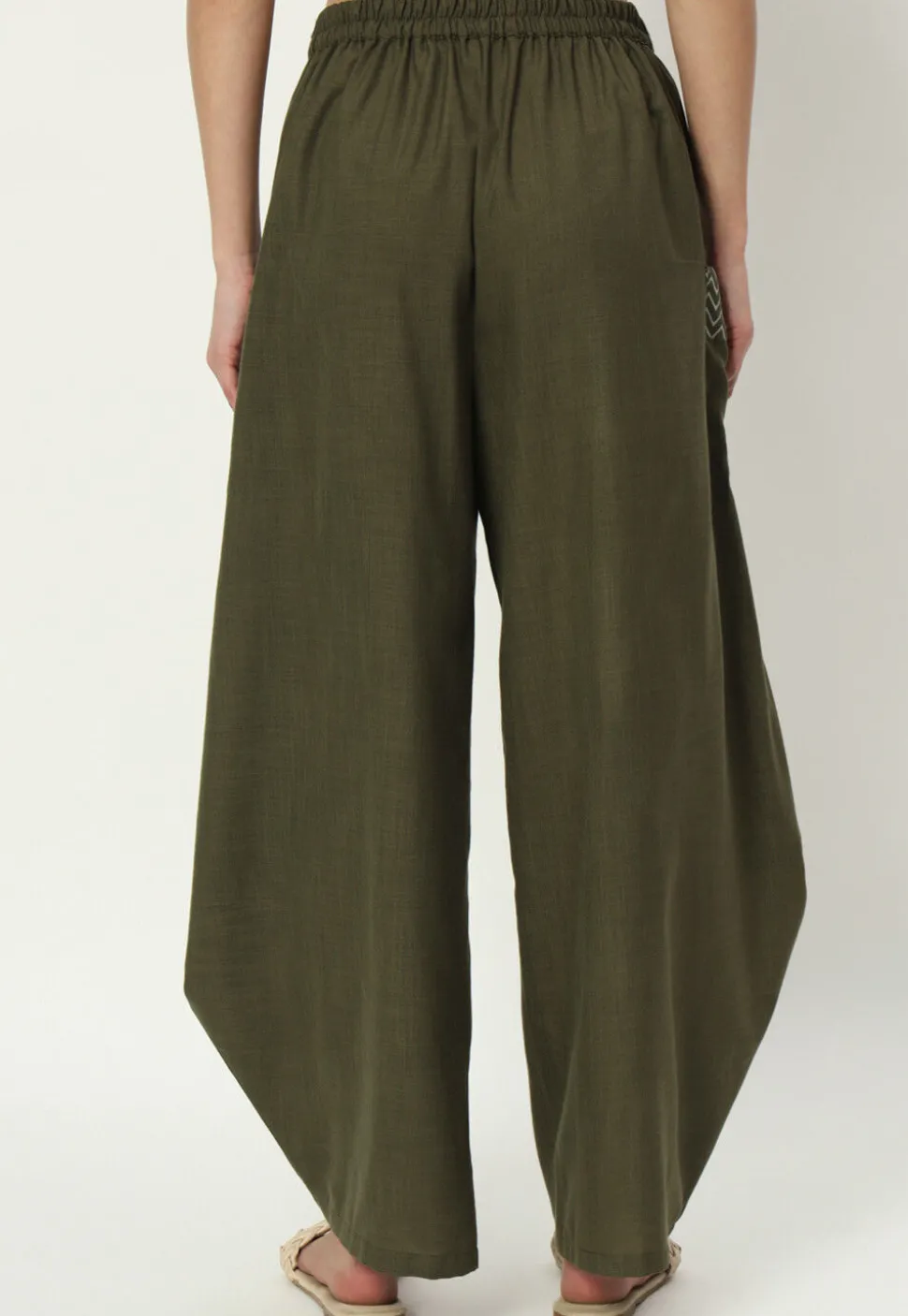 Printed Pockets Pure Cotton Cowl Pant in Dark Olive Green