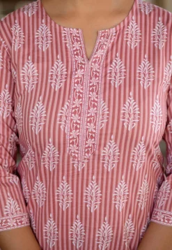 Printed Pure Cotton Kurti in Pink and Peach