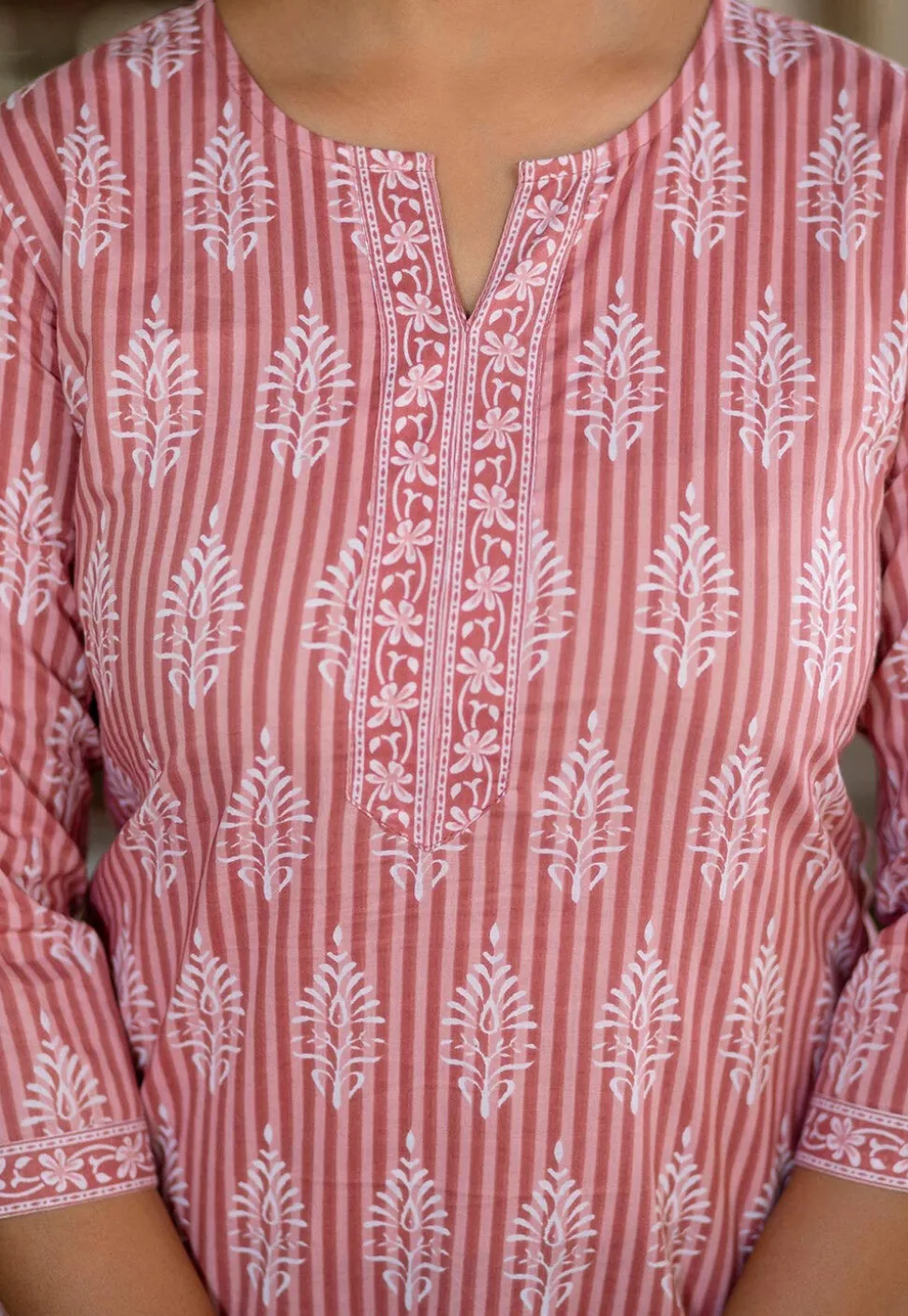 Printed Pure Cotton Kurti in Pink and Peach