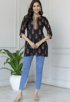 Printed Pure Cotton Kurti in Black