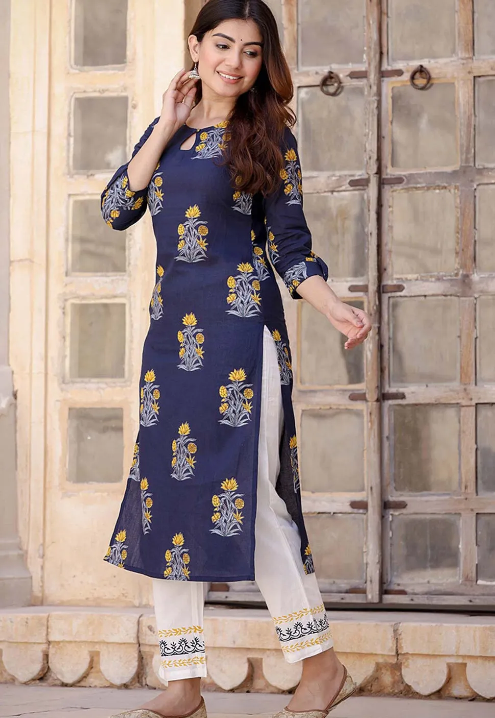 Printed Pure Cotton Pakistani Suit in Blue