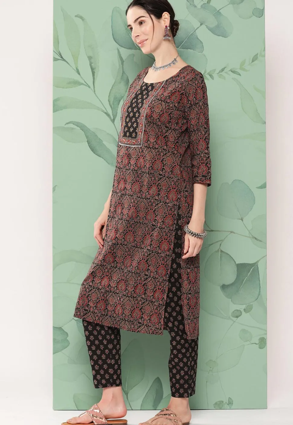 Printed Pure Cotton Pakistani Suit in Black
