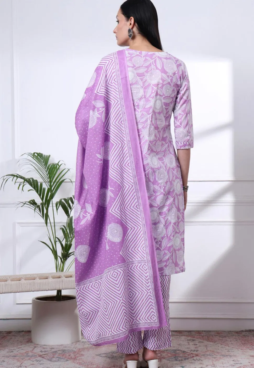 Printed Pure Cotton Pakistani Suit in Light Purple