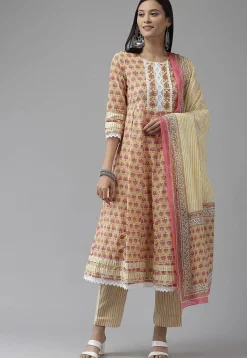 Printed Pure Cotton Pakistani Suit in Light Yellow