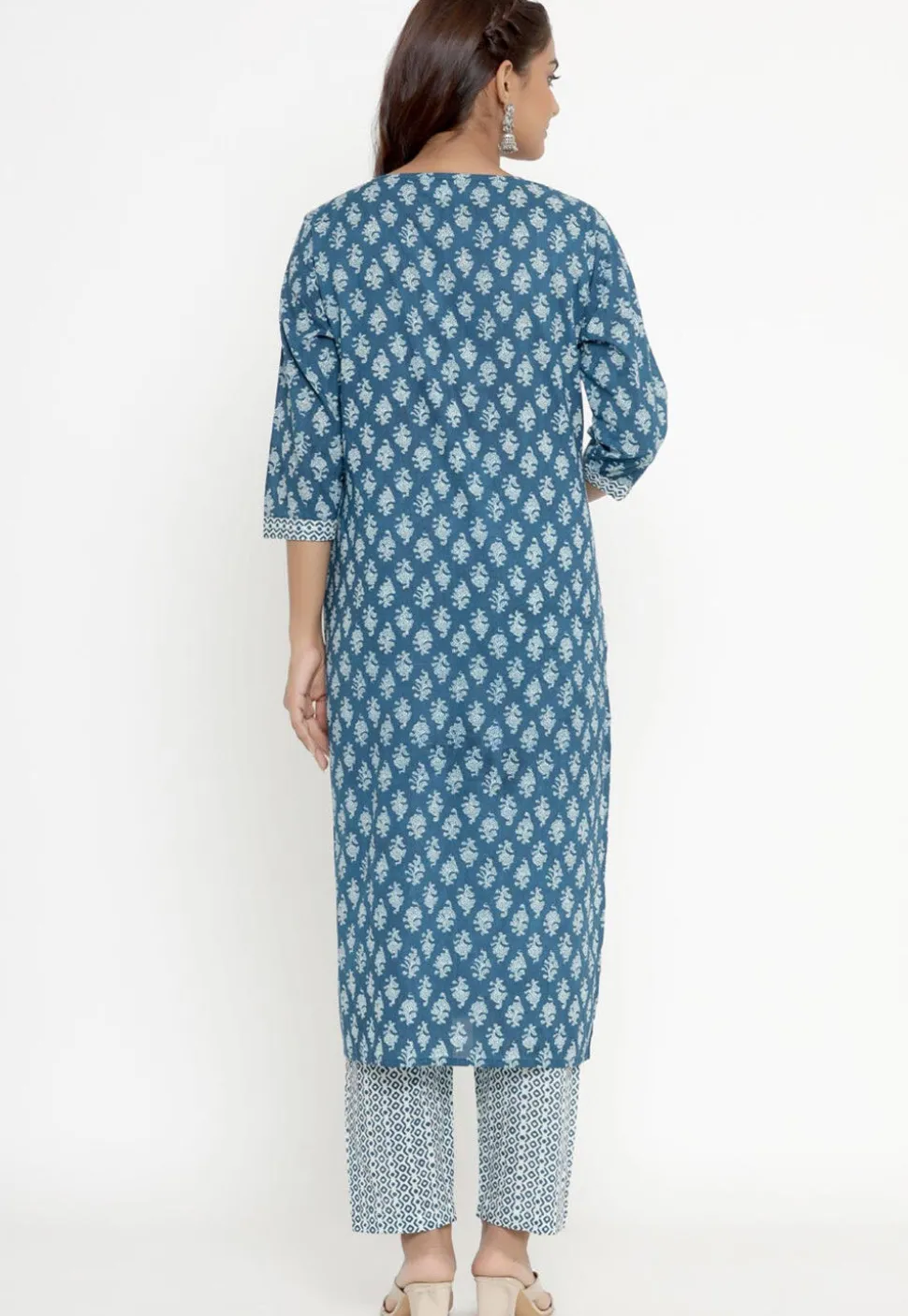 Printed Pure Cotton Pakistani Suit in Blue